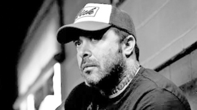 Image: Aaron Lewis: Staind Frontman Goes Solo
