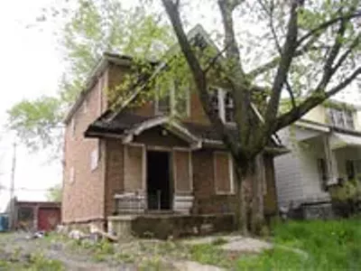 Image: Abandoned Shelter of the Week