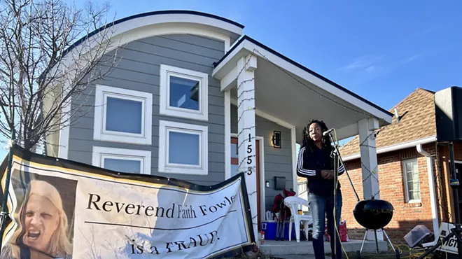 Taura Brown speaks to reporters and housing rights activists about her plan to fight her eviction.