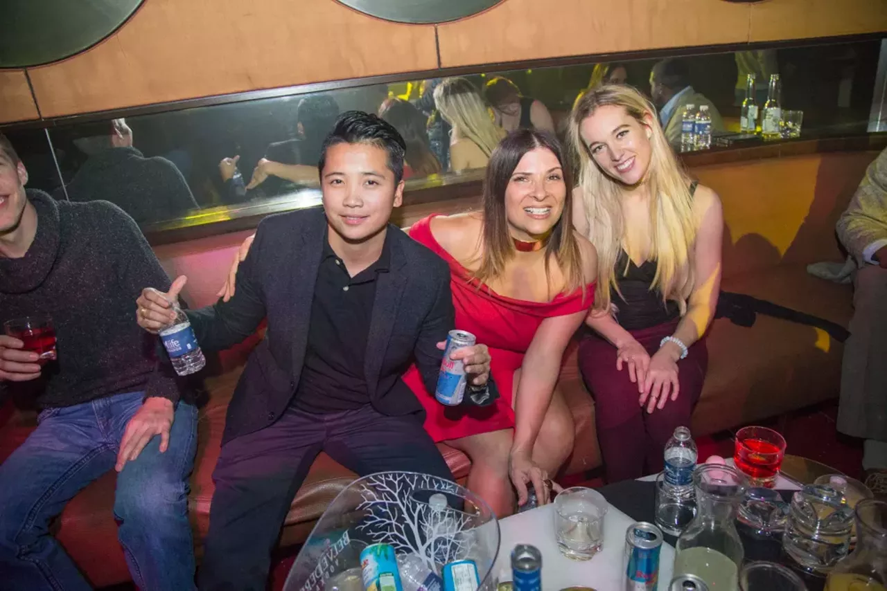 Image: All the bootylicious people we saw @ V Nightclub