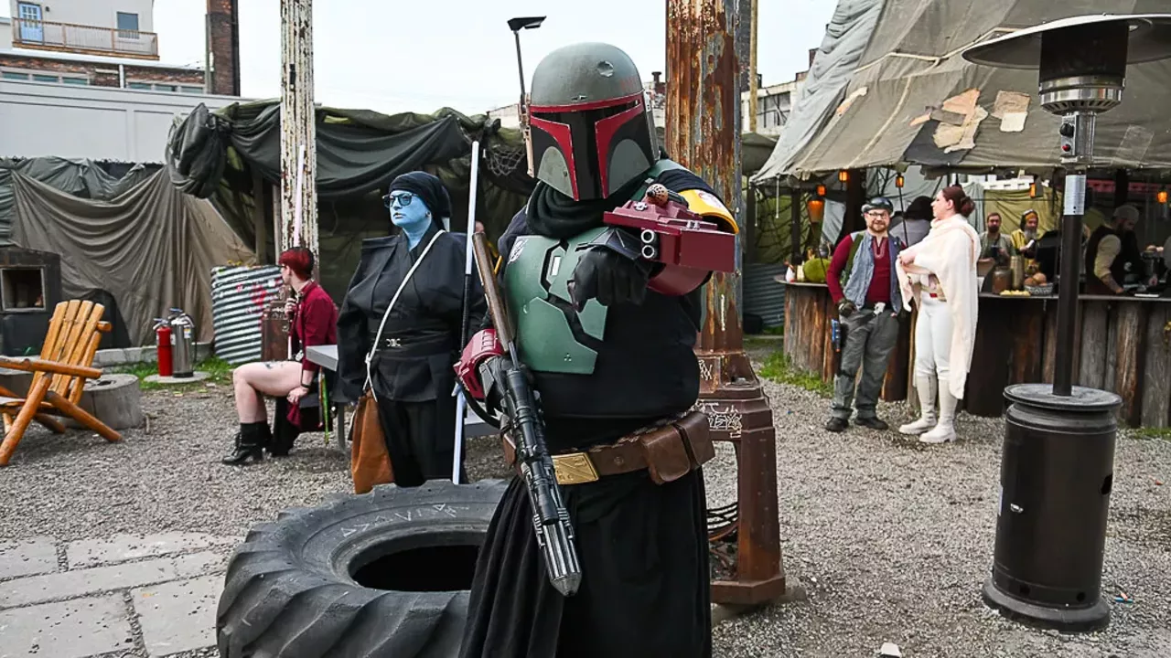 Image: All the colorful characters we saw at Detroit’s Space Dive ‘Star Wars’ fan event [PHOTOS]