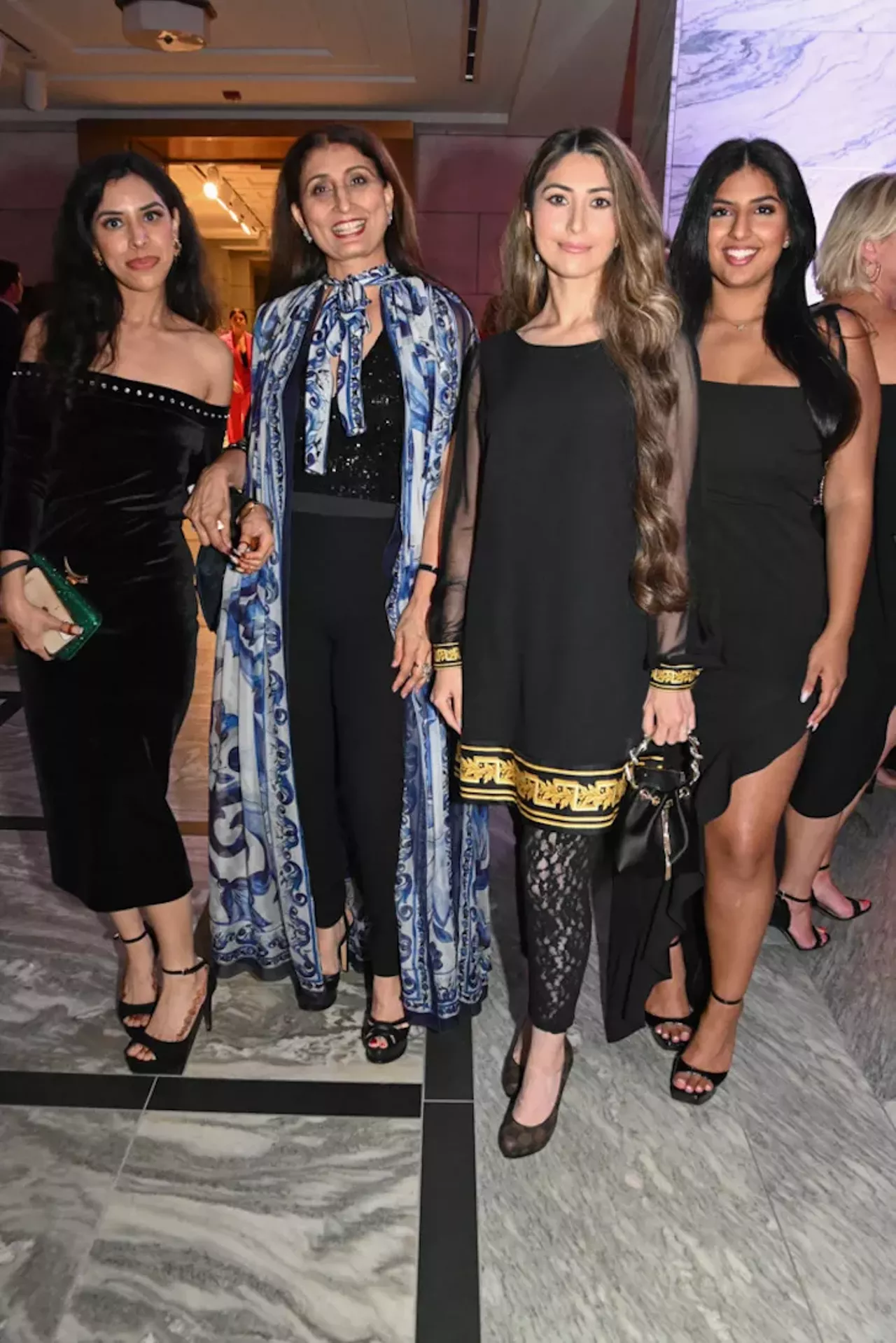 Image: All the fashionable people we saw at the Fash Bash 2022 at the Detroit Institute of Arts