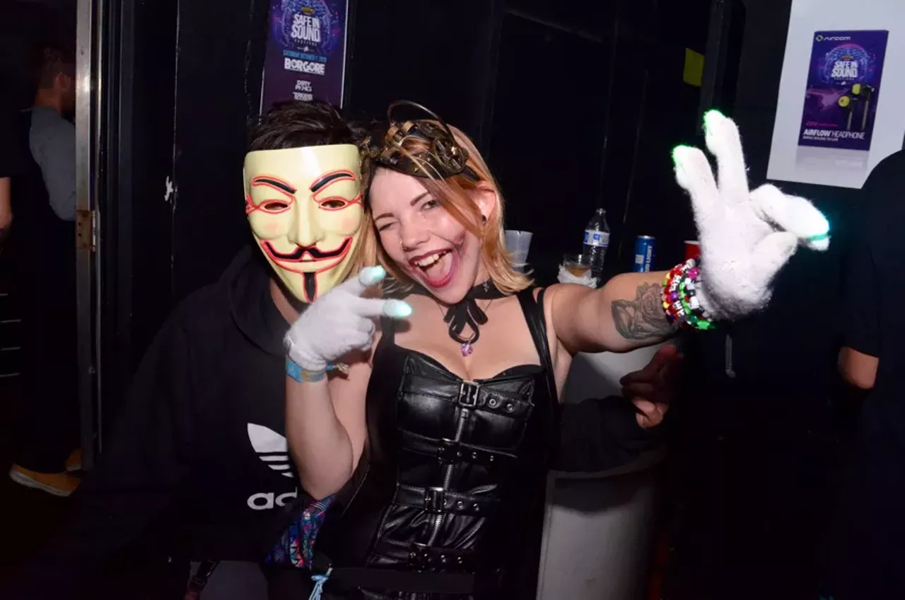 Image: All the wild people we saw during Safe and Sound @ Elektricity