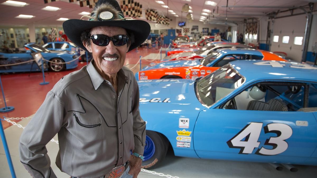 richard-petty2.jpg