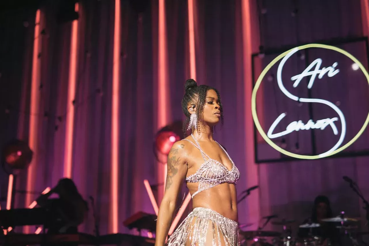 Image: Ari Lennox serenades fans at The Fillmore in Detroit