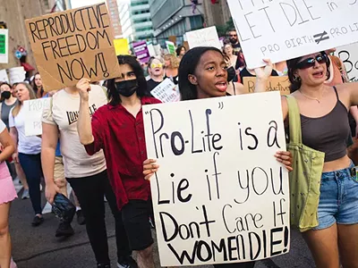 Image: Banning abortion affects women’s economic well-being, according to Michigan study