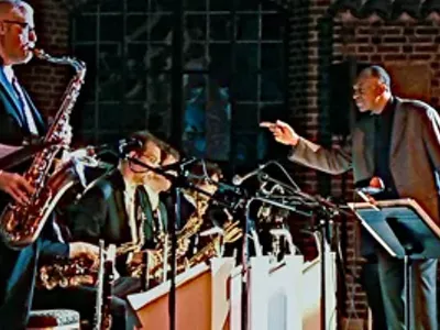 Image: Bass line