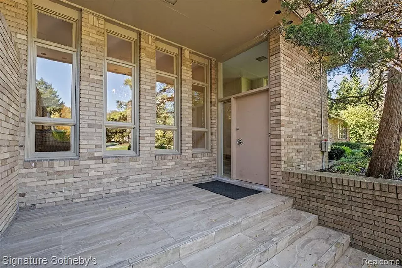 Image: Bloomfield home designed by Minoru Yamasaki listed for $2.95M