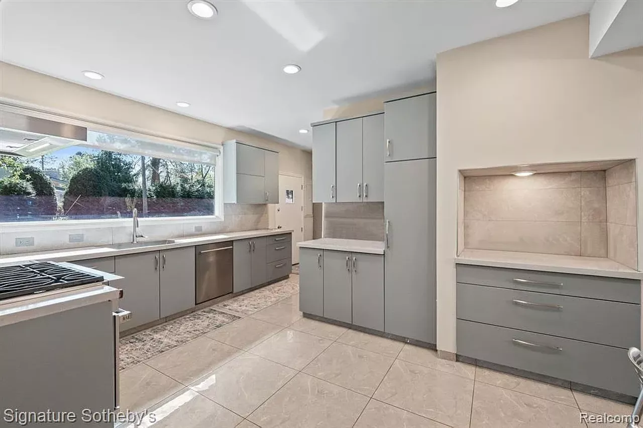 Image: Bloomfield home designed by Minoru Yamasaki listed for $2.95M