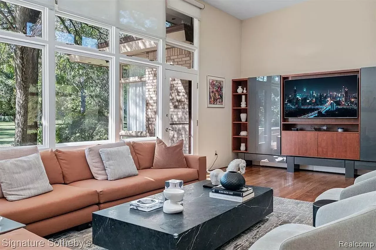 Image: Bloomfield home designed by Minoru Yamasaki listed for $2.95M