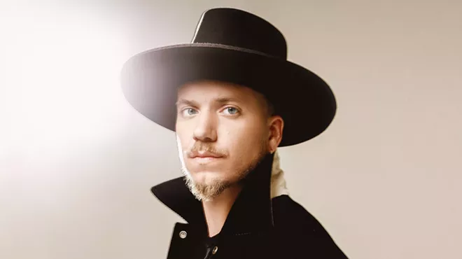 Image: Brandon Lake Ticket + Hotel Deals