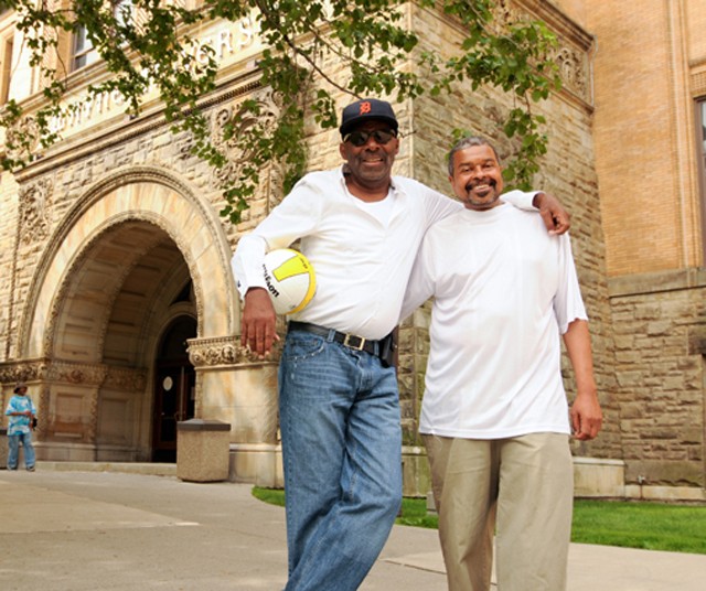 Carter (l) and Bowman. Bowman knew &quot;people routinely die when on that transplant list.&quot;