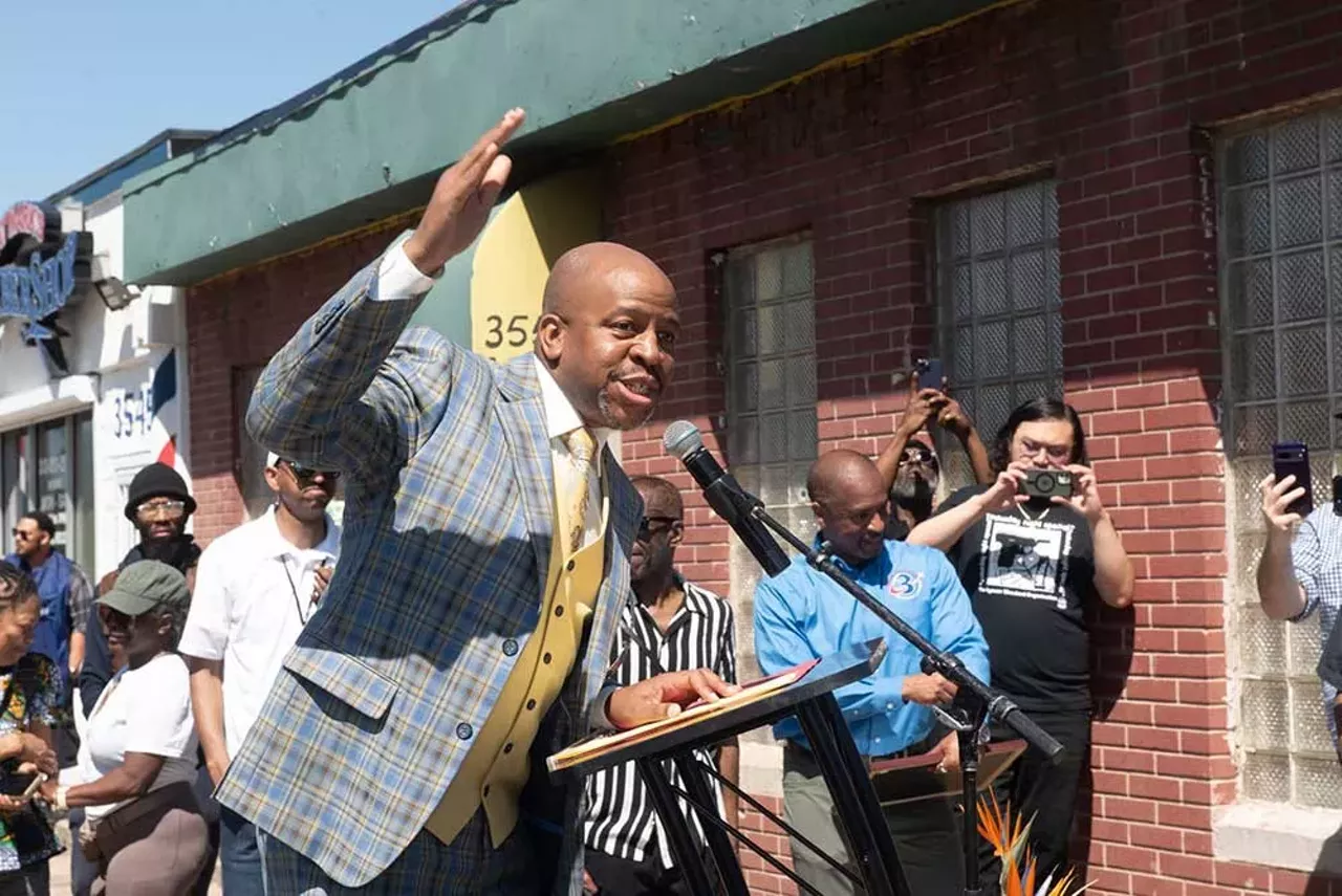 Image: City of Detroit honors Amp Fiddler by renaming Conant Gardens street