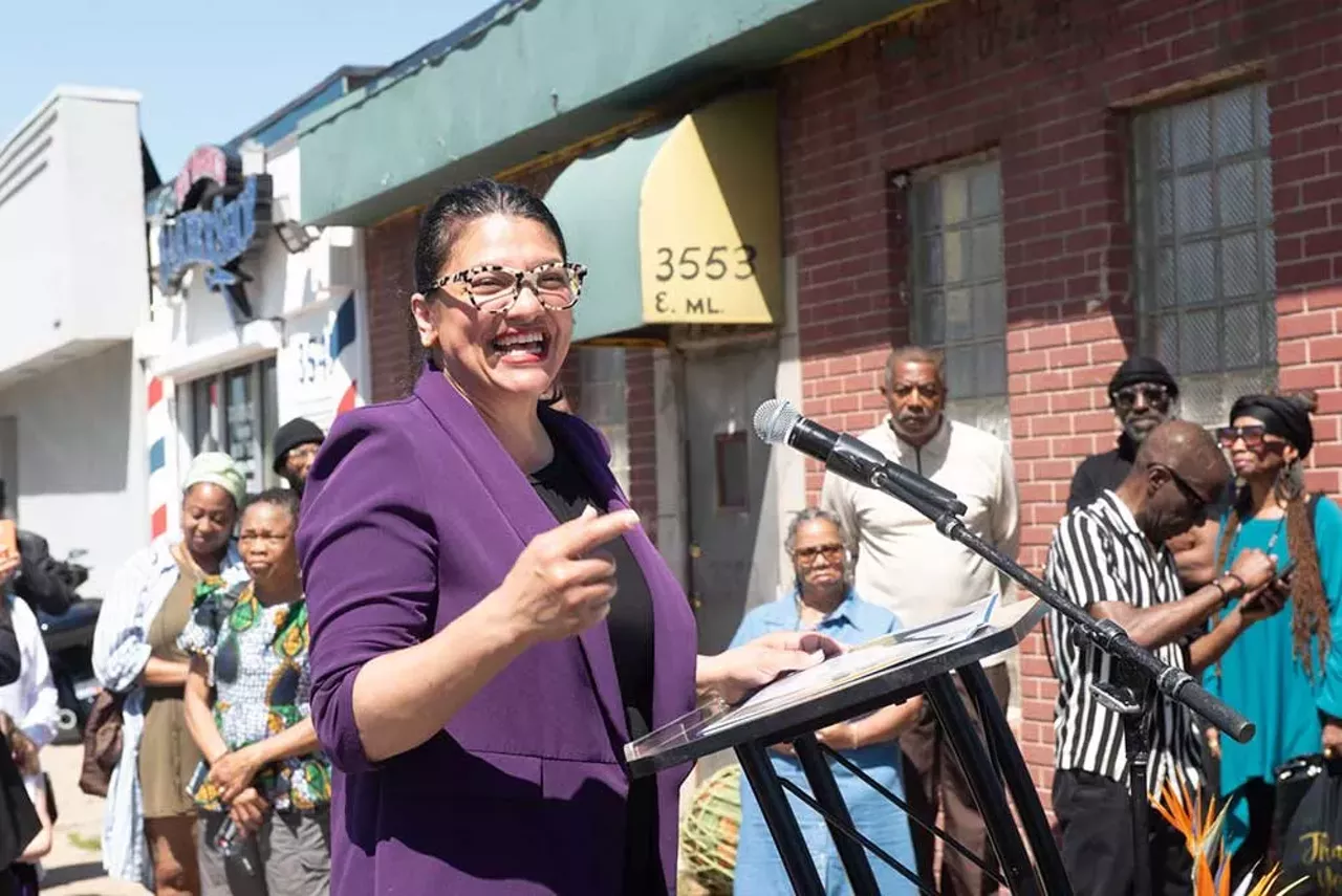 Image: City of Detroit honors Amp Fiddler by renaming Conant Gardens street