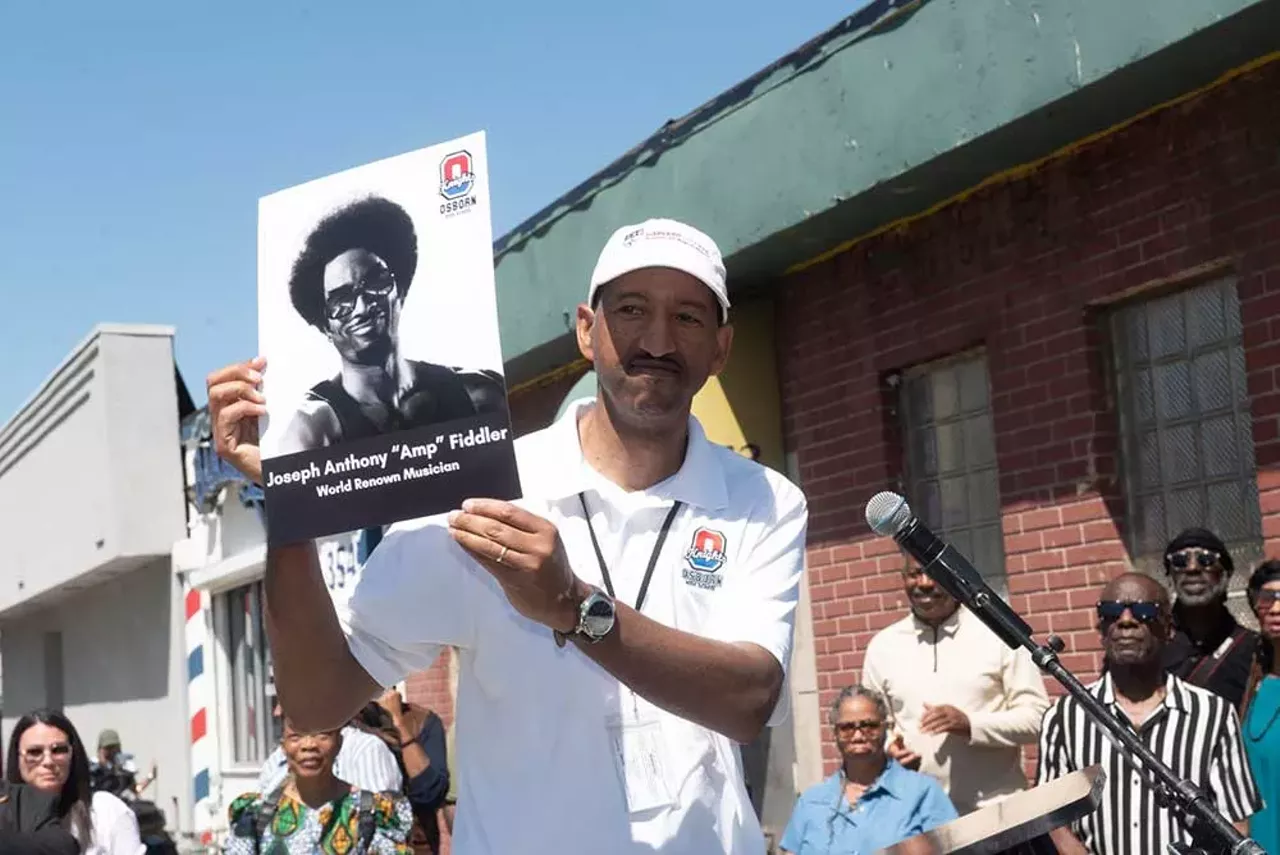 Image: City of Detroit honors Amp Fiddler by renaming Conant Gardens street
