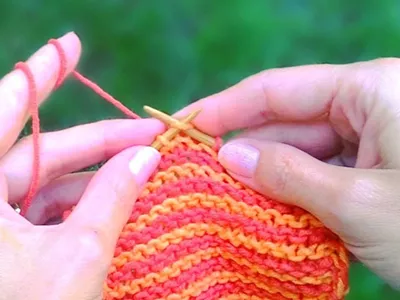 Image: Combine beer and knitting at Patrick J's Irish Pub tonight