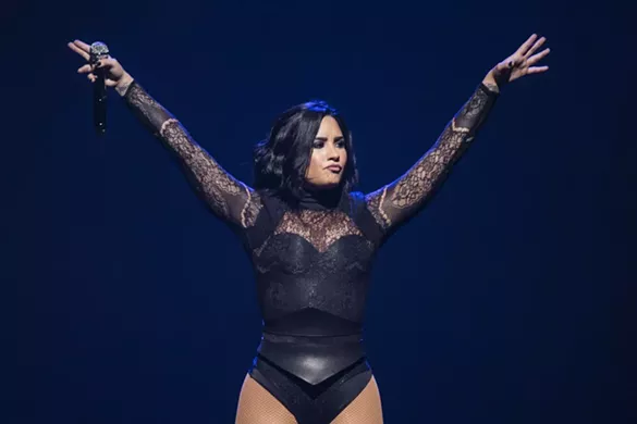 Image: Demi Lovato & Nick Jonas (& Mike Posner) @ The Palace [PHOTOS]