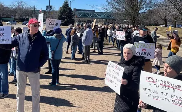 Image: Detroit-area ‘Tesla Takedown’ aims to peacefully protest ‘robber baron’ Elon Musk