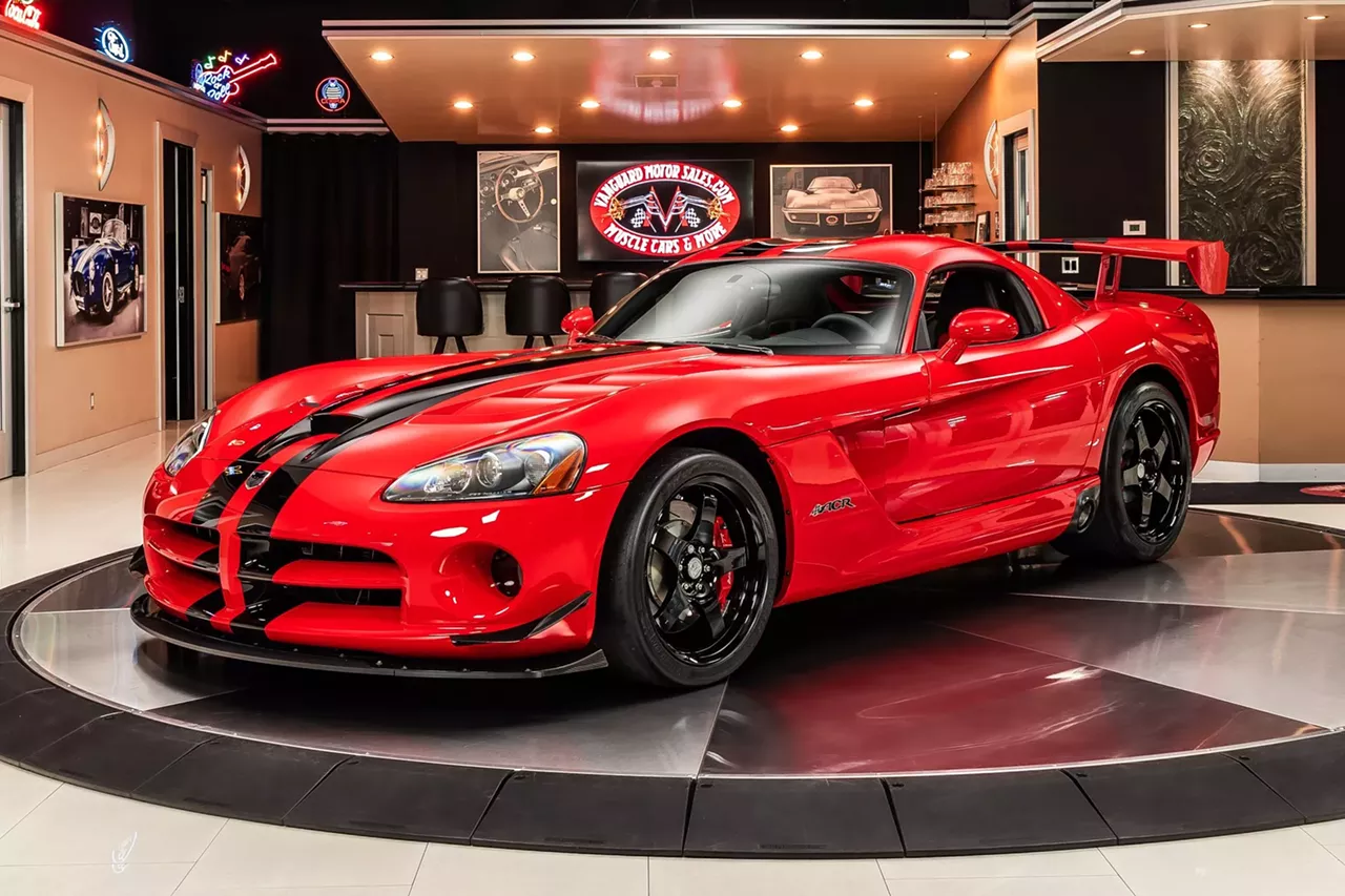 2009 Dodge Viper SRT-10 ACR.