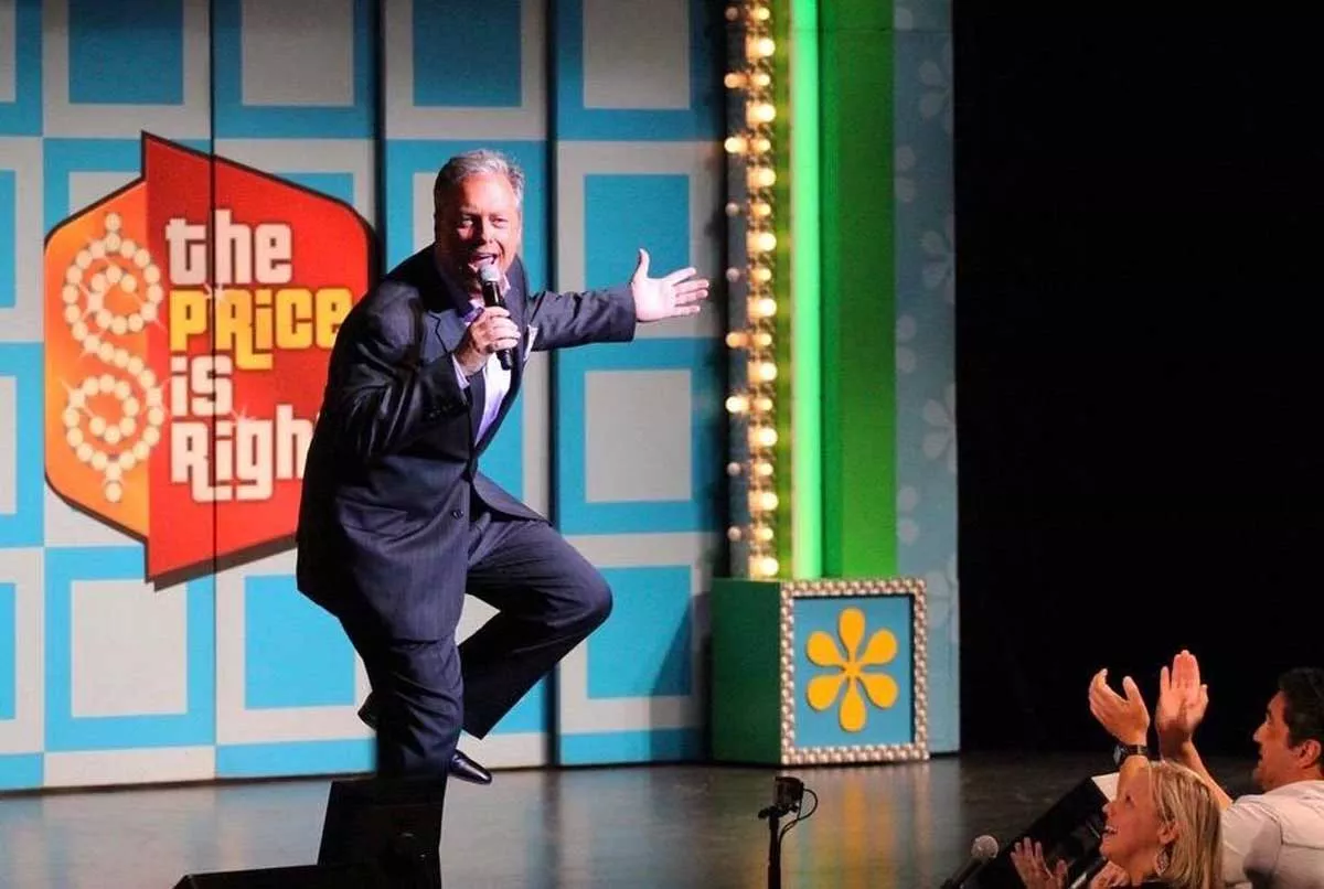 Image: Todd Newton hosting The Price Is Right Live in 2019.