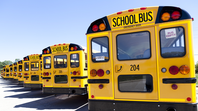 Image: Detroit launches new bus loop to boost enrollment at charters, city public schools