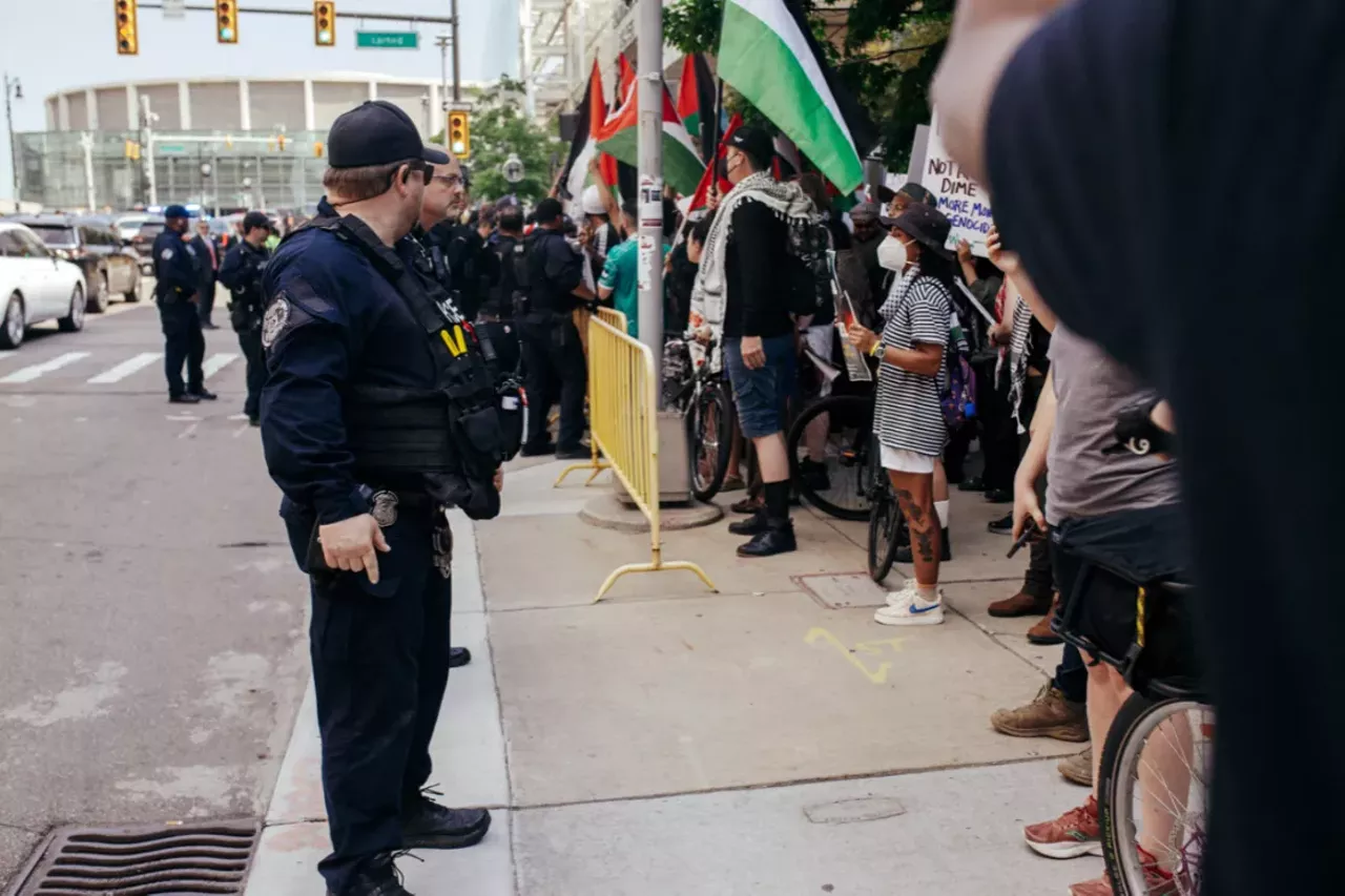 Image: Detroit police scrutinized for handling of pro-Palestinian protesters during Biden visit