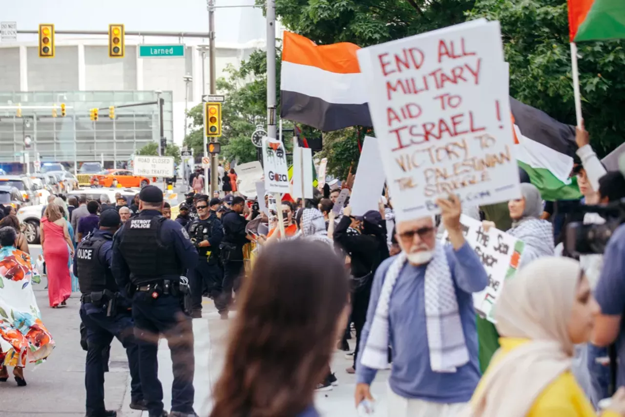 Image: Detroit police scrutinized for handling of pro-Palestinian protesters during Biden visit