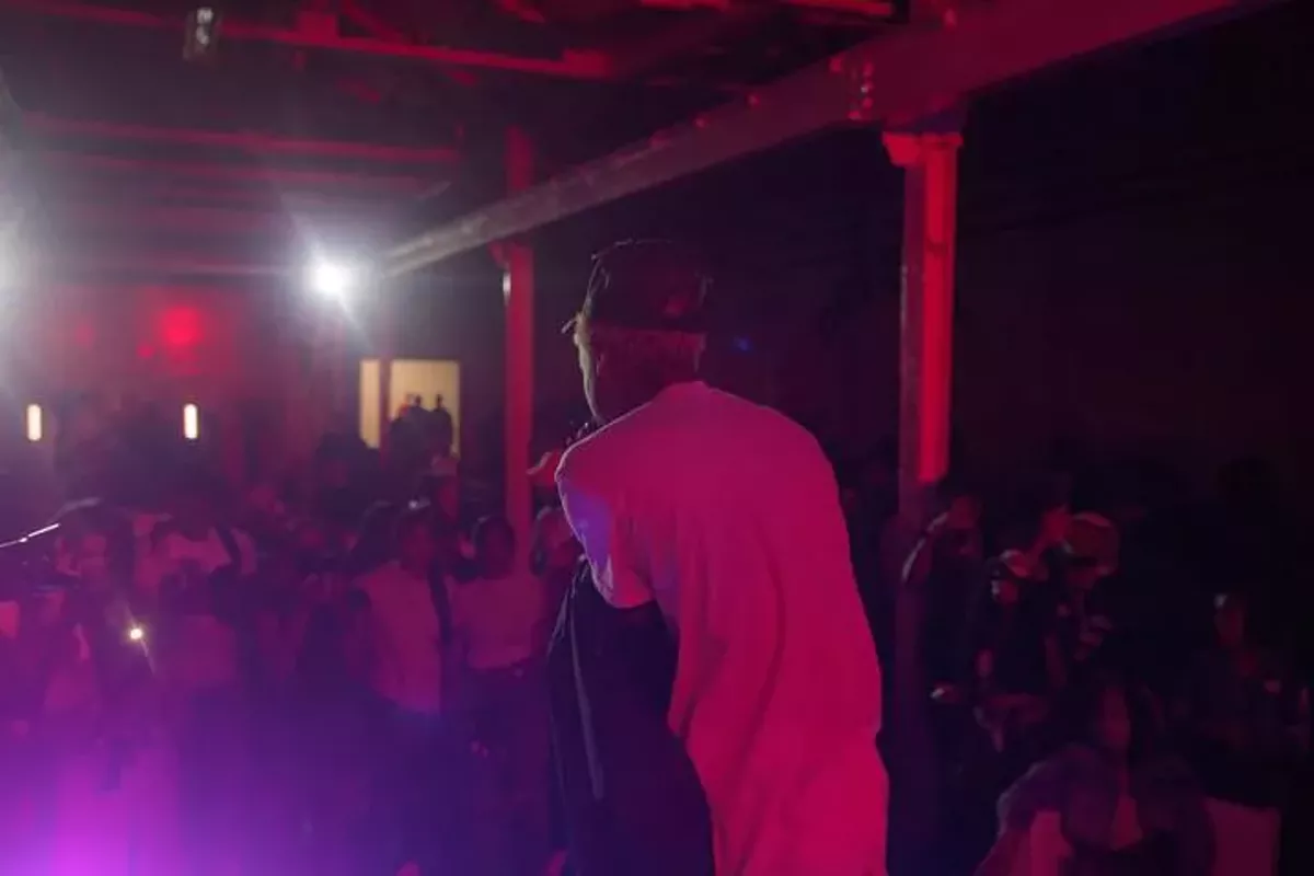 Image: Fireside Lovefest brings local R&B to Big Pink.