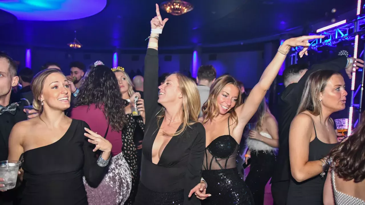 Image: Detroit rings in New Year’s Eve 2023 at the Resolution Ball [PHOTOS]