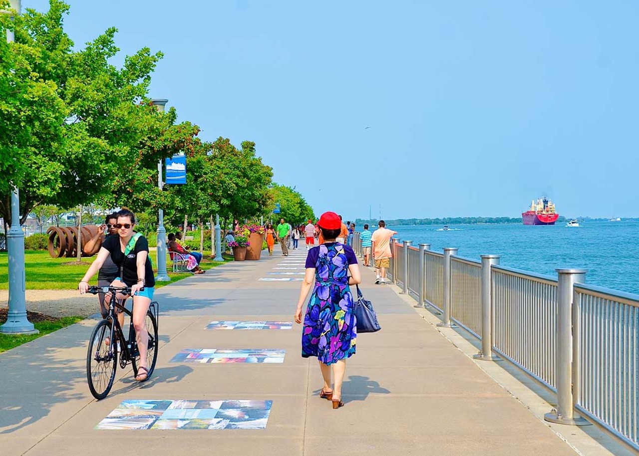 Thou shalt take a stroll on the Riverwalk.
Detroit’s revitalized riverfront has been named the best in the nation by USA Today for three consecutive years, but visiting it has been a tradition for Detroiters for much longer. Whether you just want a walk with a view or to splash in the fountains, strolling the Riverwalk makes for a great summer activity. In recent years, the riverfront has gotten many new parks that host regular events and free activities for all. And now, you can bike it all the way to Belle Isle.