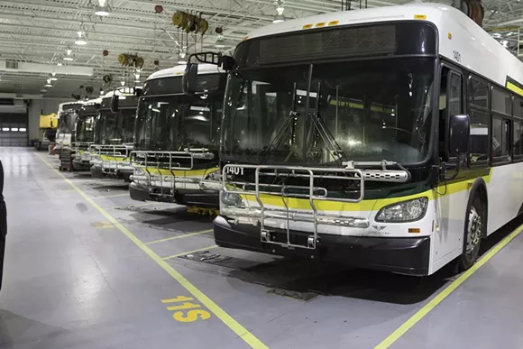 Detroit to receive 80 new buses this year; launch smartphone app to track arrival times