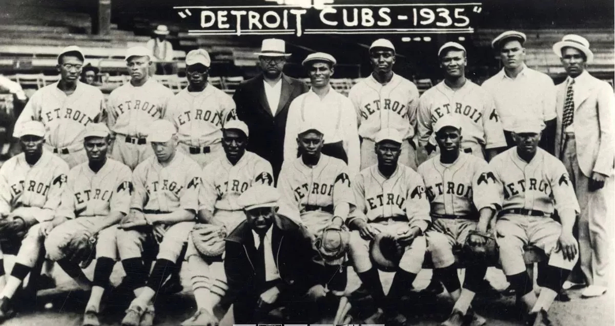 Image: The 1935 semi-pro Detroit Cubs at Hamtramck Stadium.