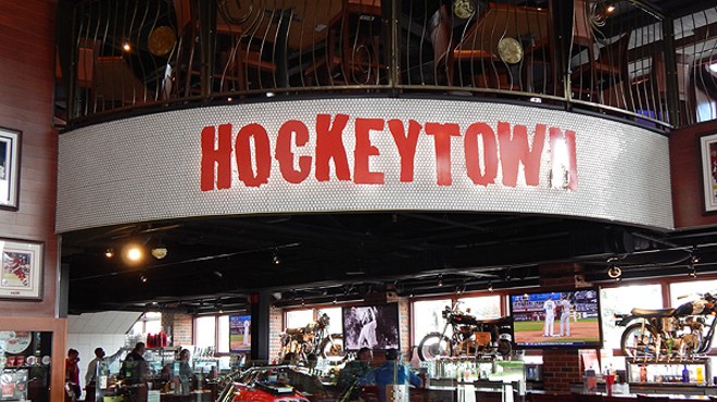 Downtown sports bar Hockeytown Café stands the test of time