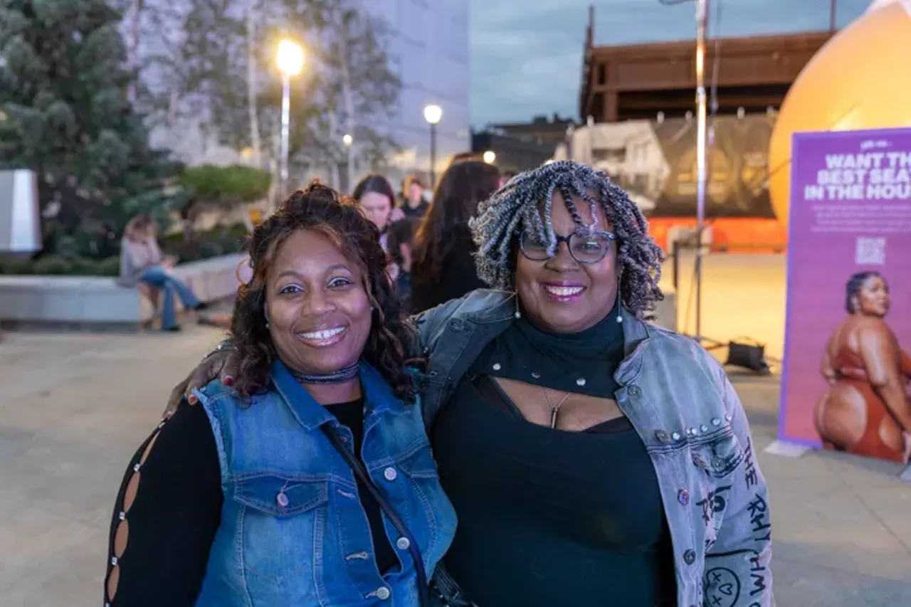 Image: Everyone we saw at Lizzo's Detroit show at Little Caesars Arena