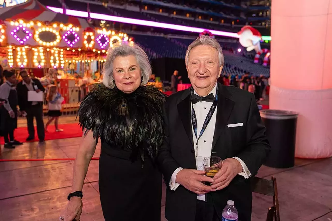 Image: Everyone we saw hobnobbin’ at Ford Field’s Hob Nobble Gobble charity event