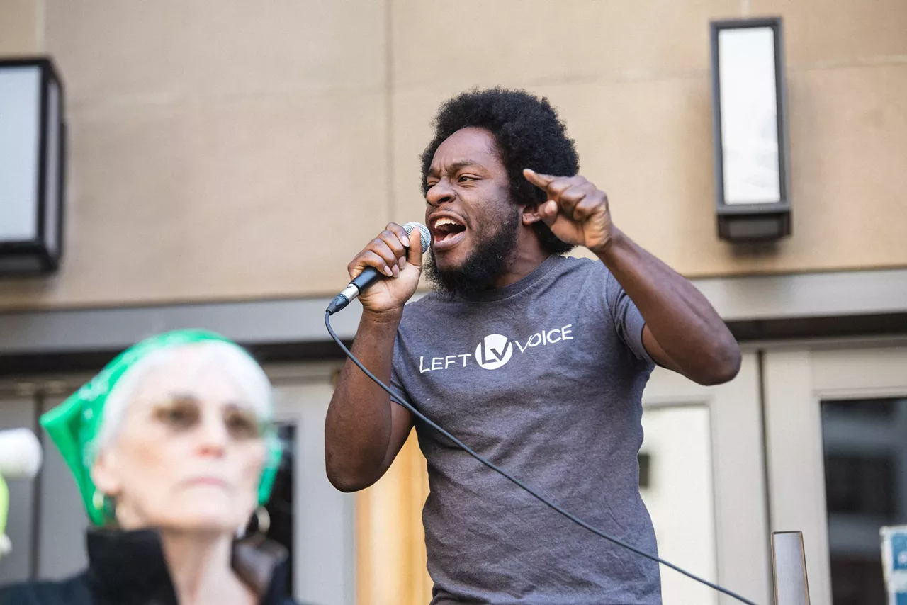 Image: Everyone we saw marching for reproductive rights in Detroit on Saturday