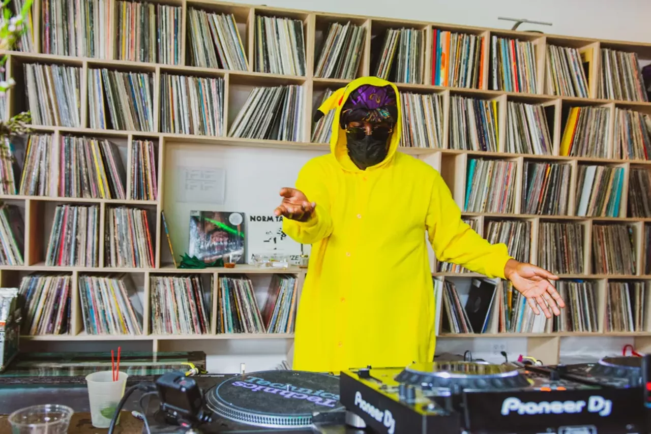 Image: Everyone we saw partying with Sheefy McFly at Detroit's Spot Lite during Micro Movement fest