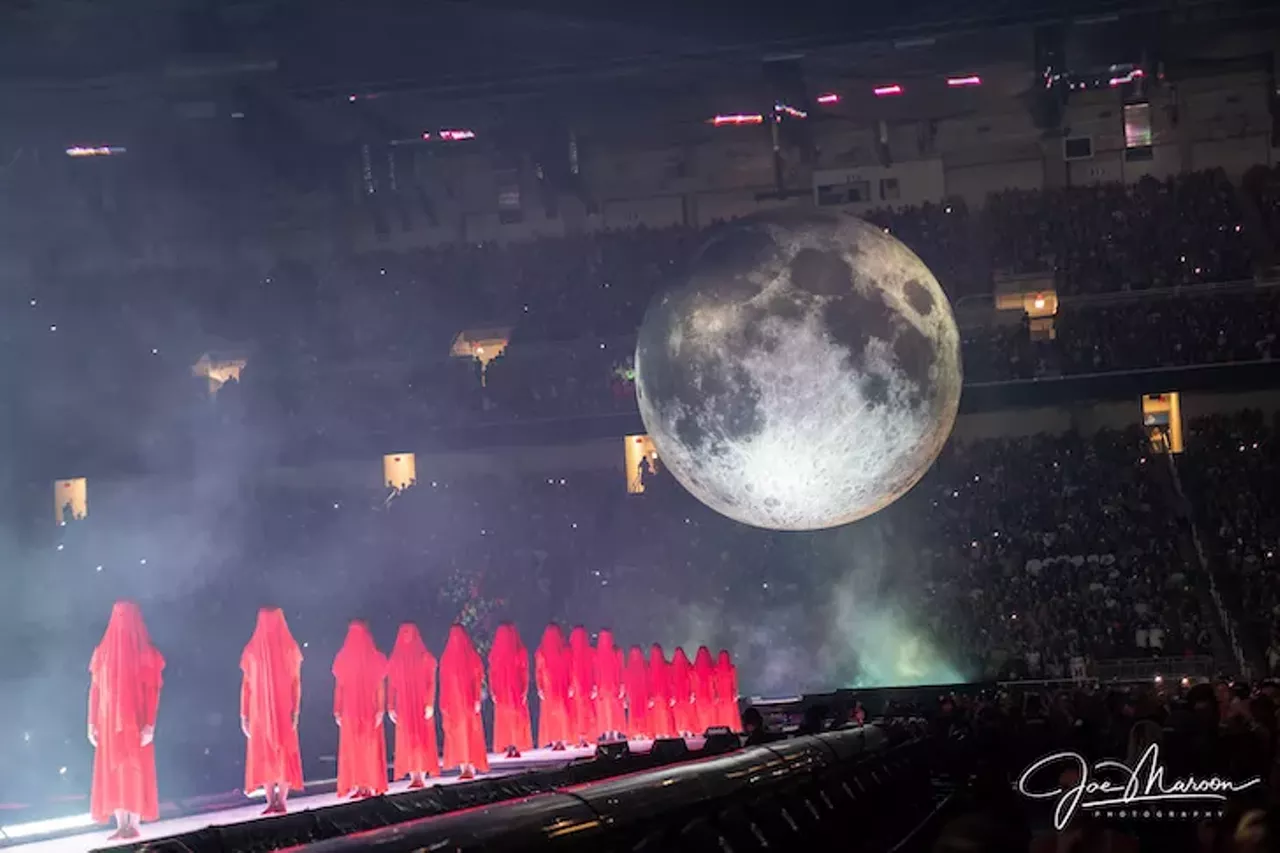 Image: Everything we saw 'after hours' at The Weeknd's show at Detroit's Ford Field