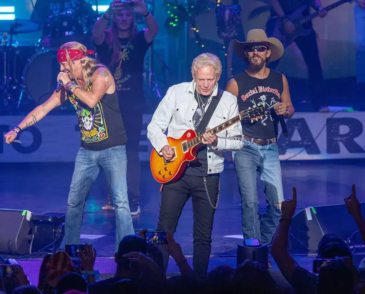 Image: Everything we saw at Bret Michaels’s ‘Parti-Gras 2.0’ tour