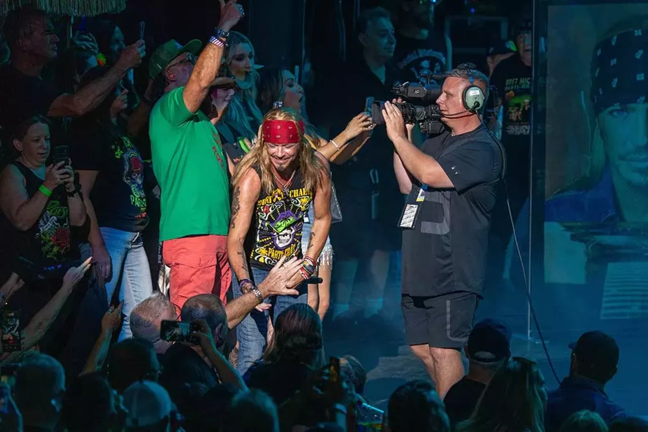Image: Everything we saw at Bret Michaels’s ‘Parti-Gras 2.0’ tour