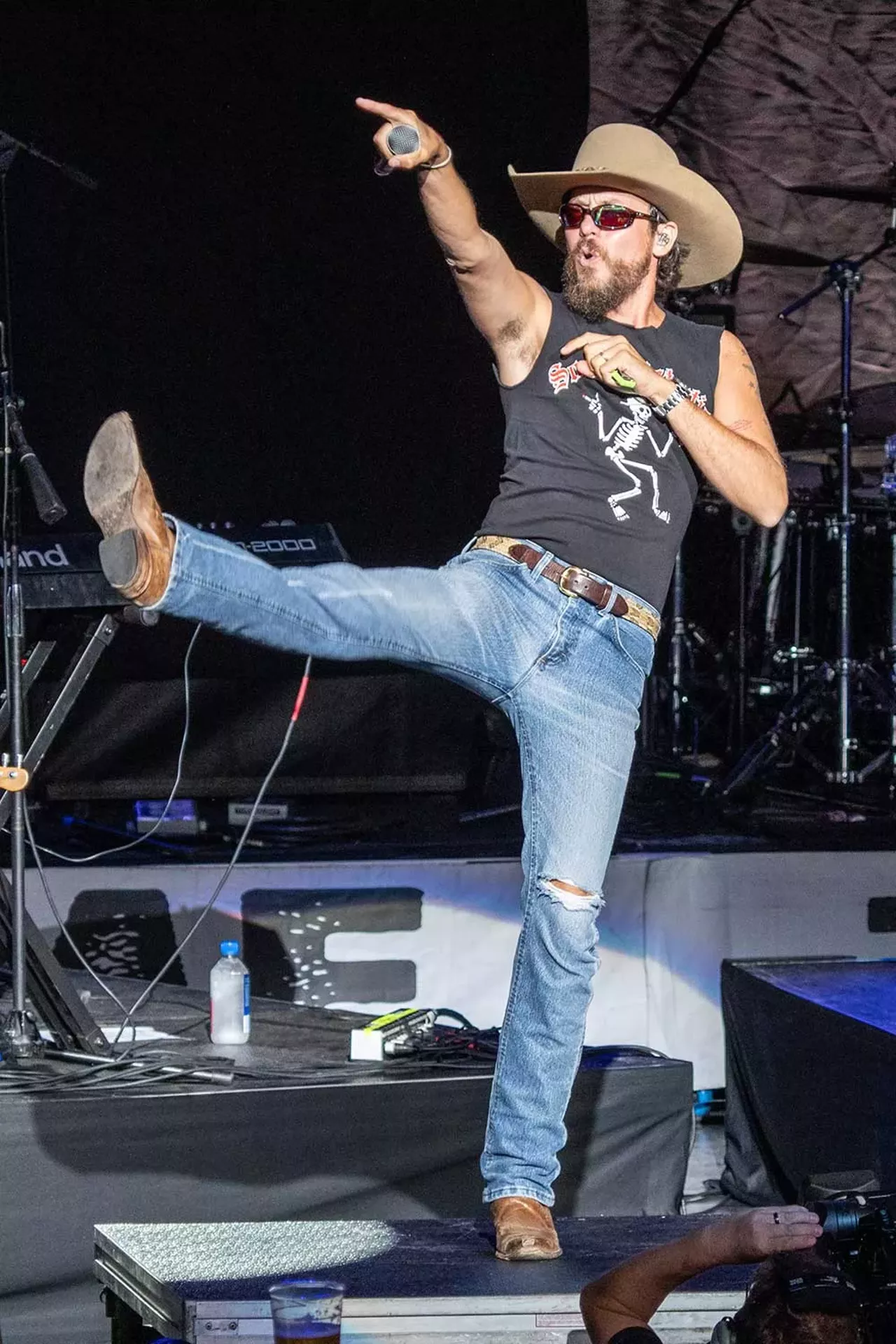 Image: Everything we saw at Bret Michaels’s ‘Parti-Gras 2.0’ tour