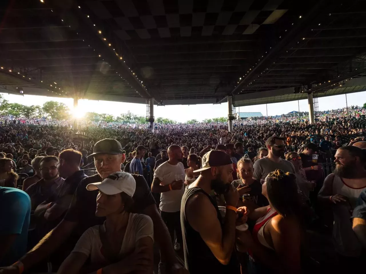 Image: Everything we saw at the 311 and Dirty Heads show at DTE Energy Music Theatre