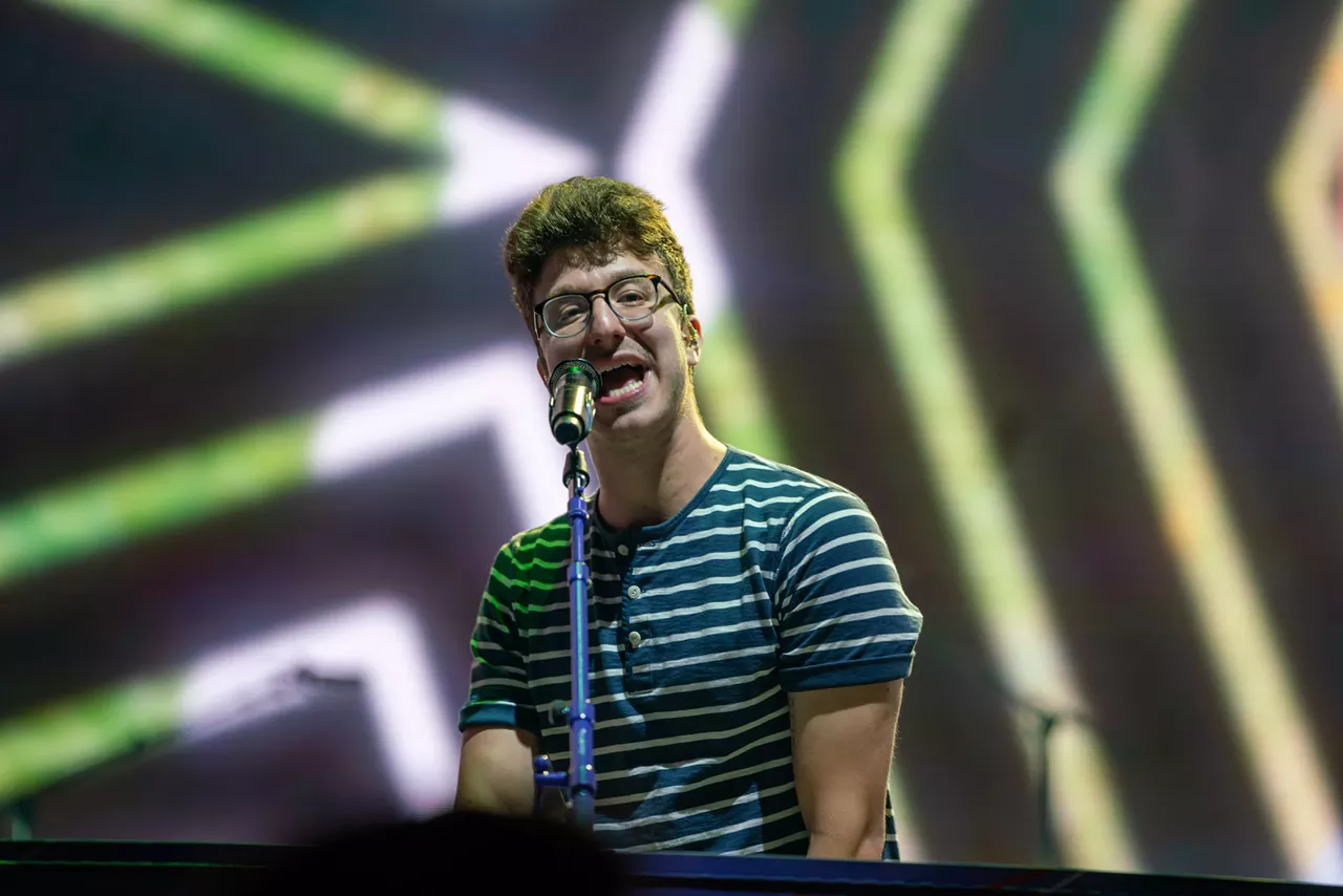 Image: Everything we saw at the AJR and BoyWithUke concert at Pine Knob Music Theatre