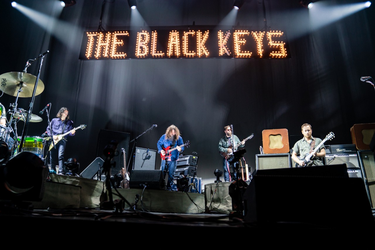 Everything we saw at the Black Keys show at Detroit's Little Caesars Arena