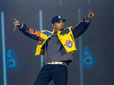 Image: Everything we saw at the first of Chris Brown’s back-to-back Detroit shows