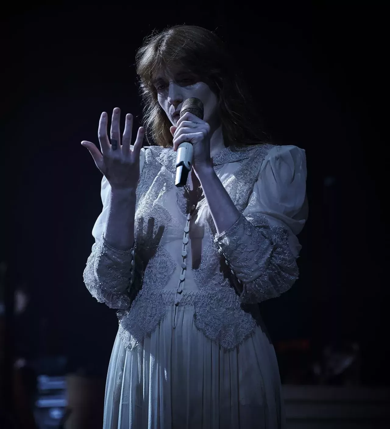 Image: Everything we saw at the Florence and the Machine show at DTE Energy Music Theatre