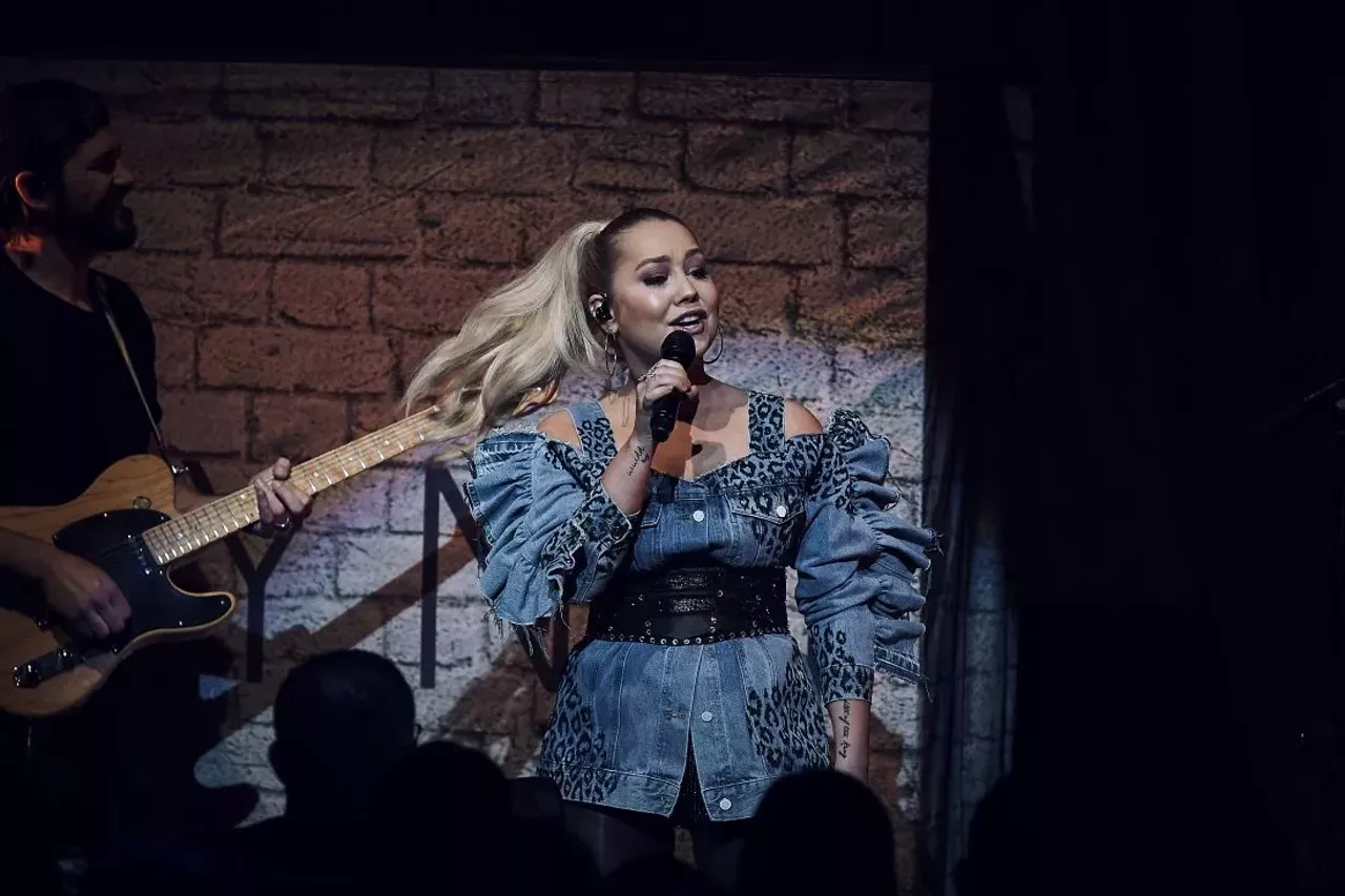 Image: Everything we saw at the Maren Morris show at the Fillmore Detroit