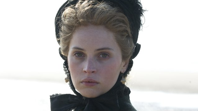 Image: Film Review: The Invisible Woman