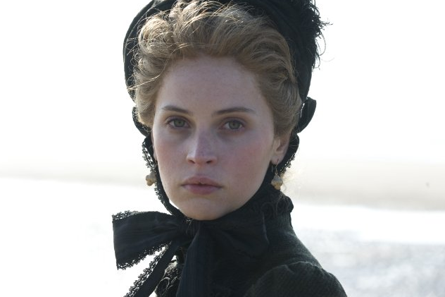 Film Review: The Invisible Woman
