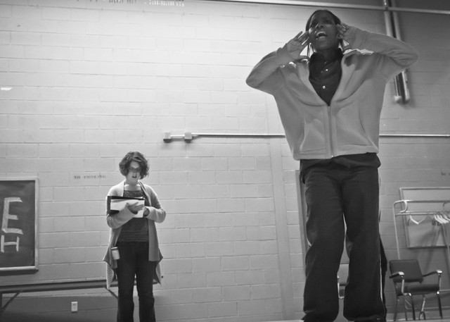 Frannie Shepherd-Bates coaching a performer in the Shakespeare in Prison program.
